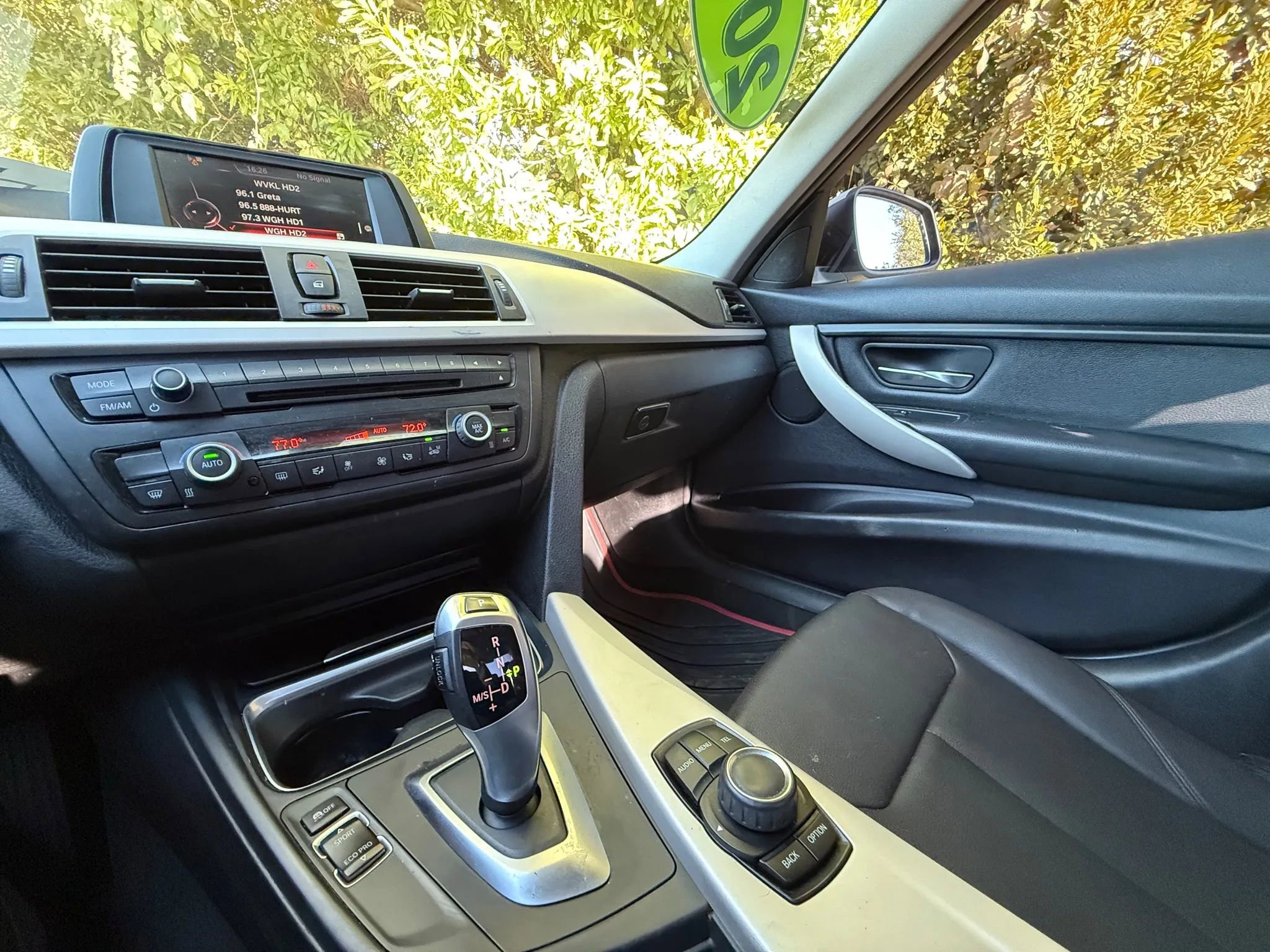 Used 2015 BMW 320i Sedan image 47