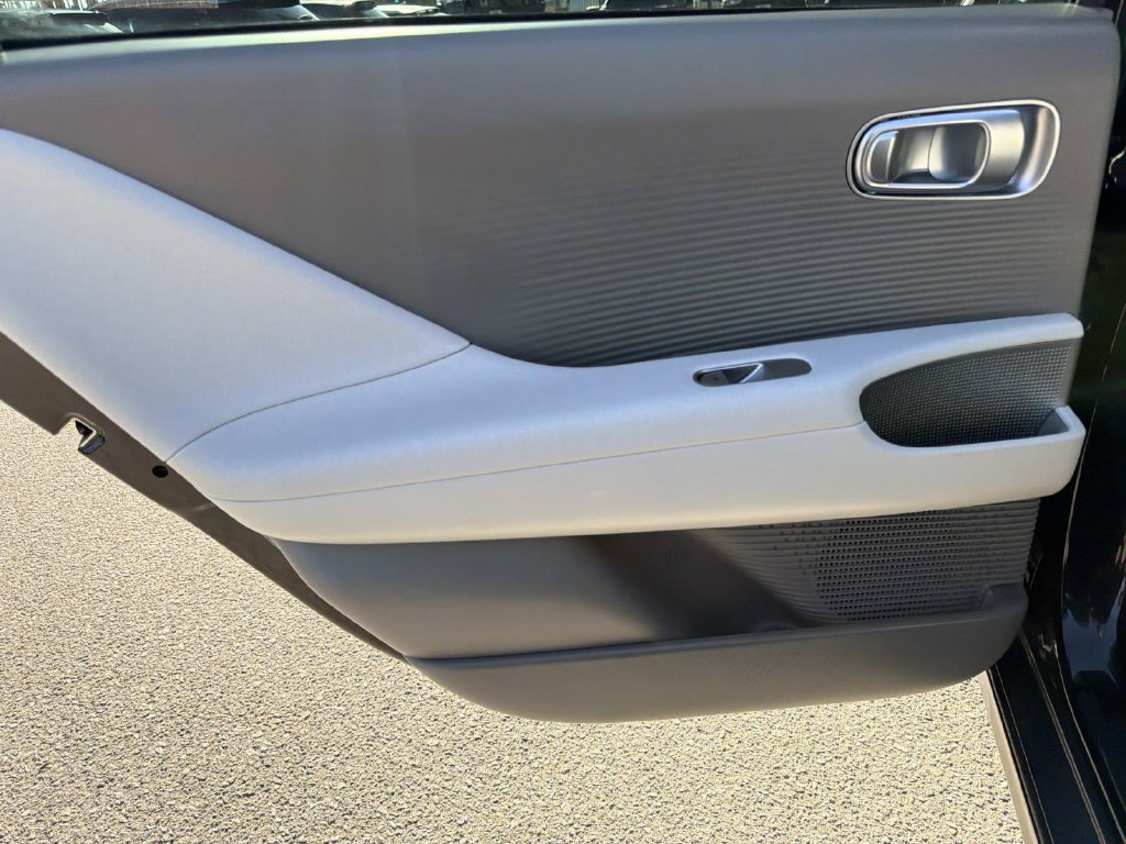 Used 2024 Hyundai Ioniq 6 SEL RWD image 10