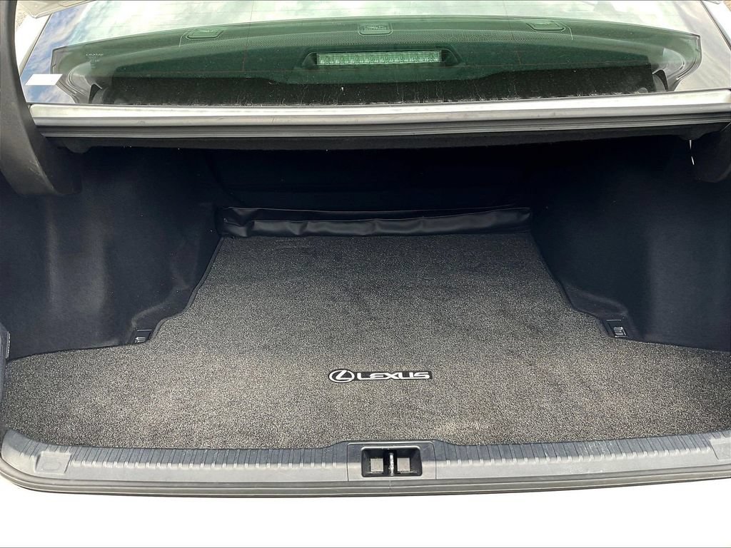 Used 2024 Lexus IS 300 w/ Premium Package RWD image 36