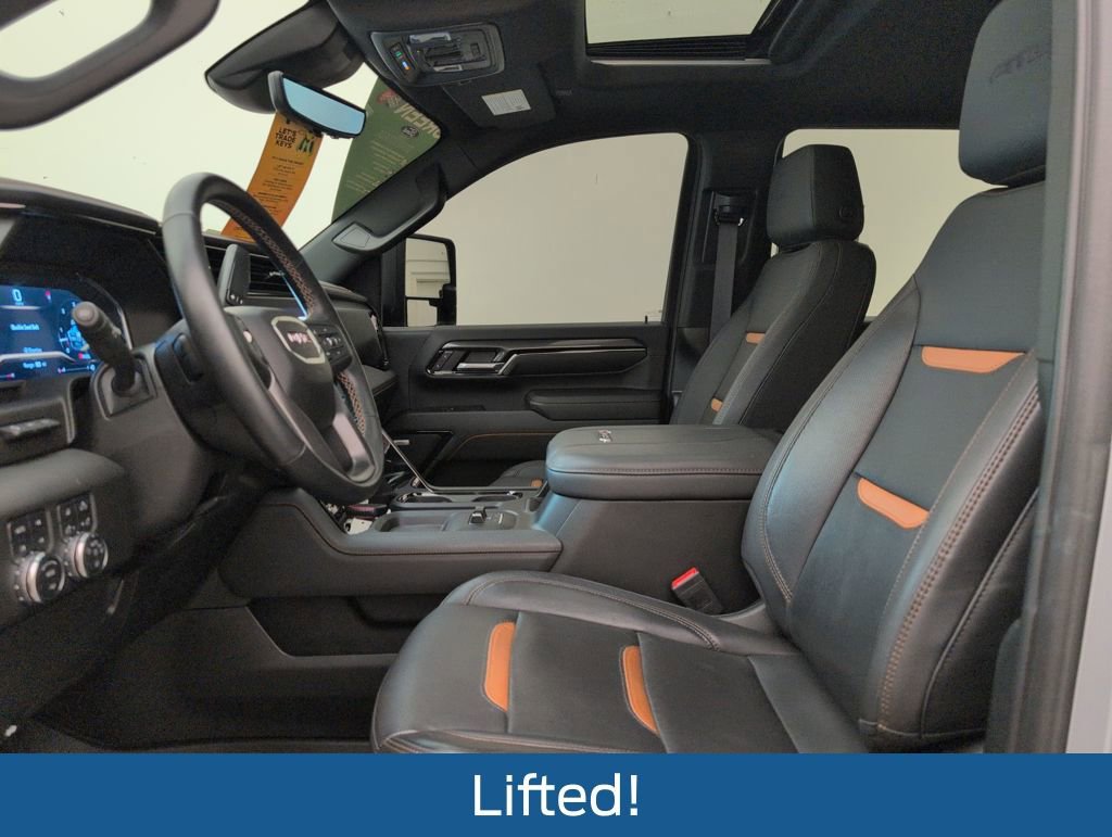 Used 2024 GMC Sierra 2500 AT4 w/ AT4 Premium Plus Package image 4