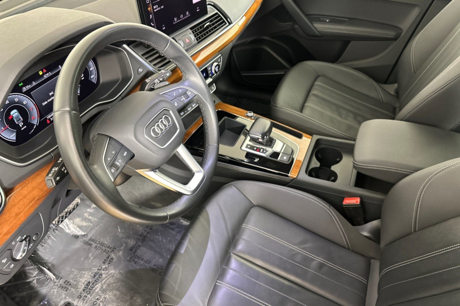 Used 2023 Audi Q5 2.0T Premium Plus w/ Premium Plus Package AWD/4WD image 9