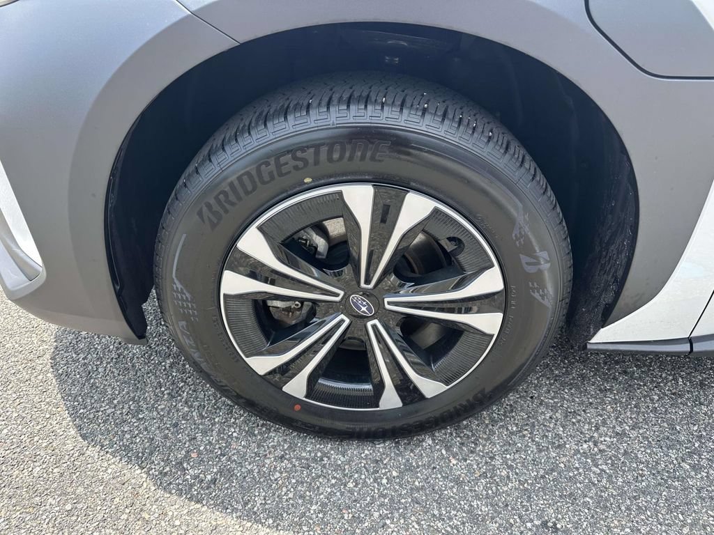 Certified 2025 Subaru Solterra AWD/4WD image 6