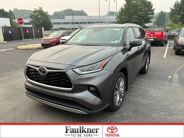 Used 2021 Toyota Highlander Platinum AWD/4WD image 17