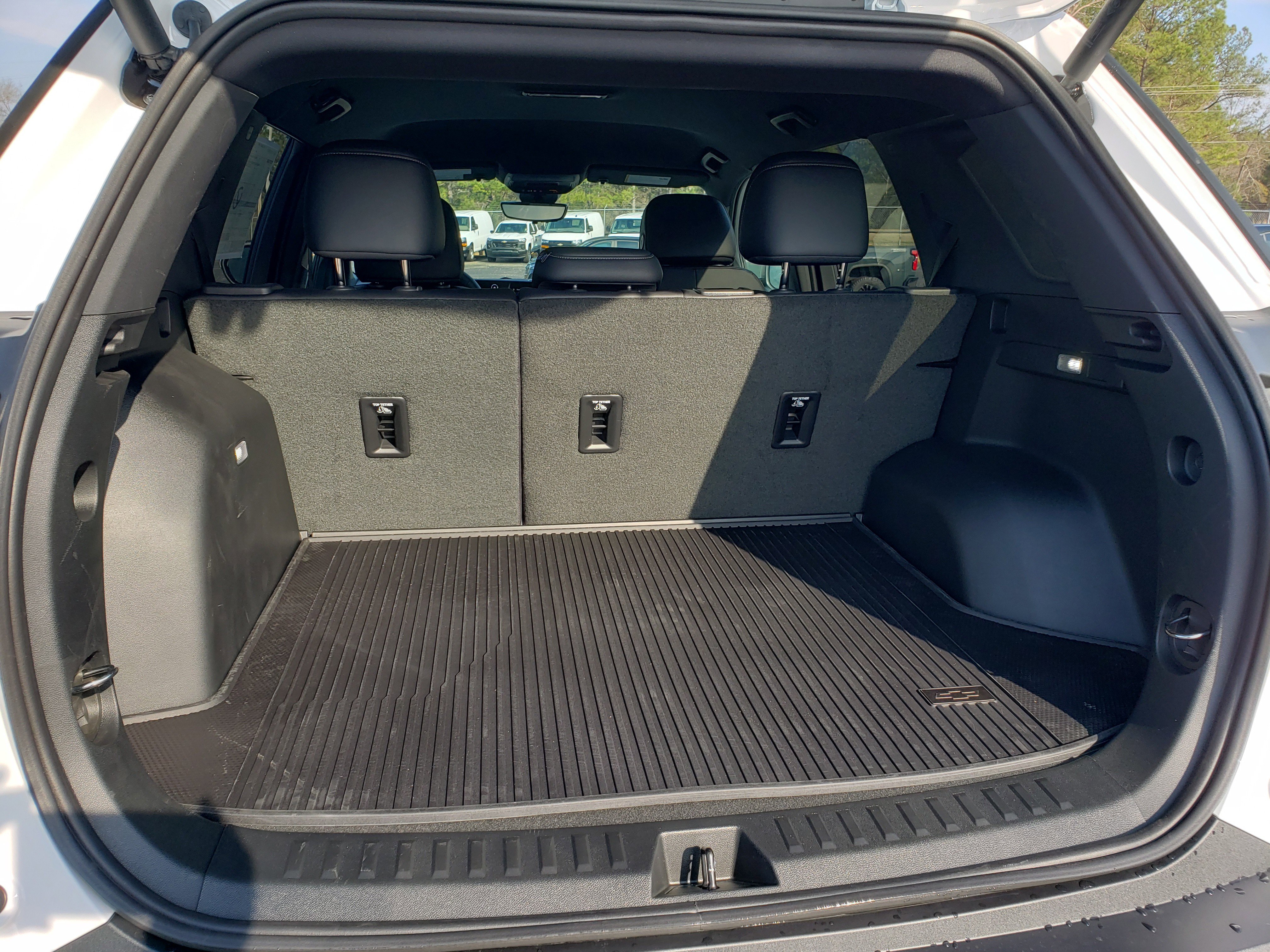 New 2026 Chevrolet Equinox LT w/ Convenience Package II image 10