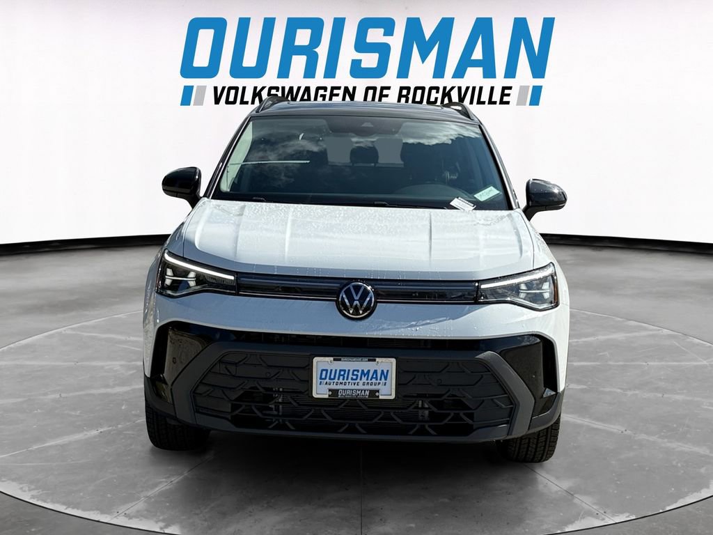 New 2025 Volkswagen Taos SE image 8