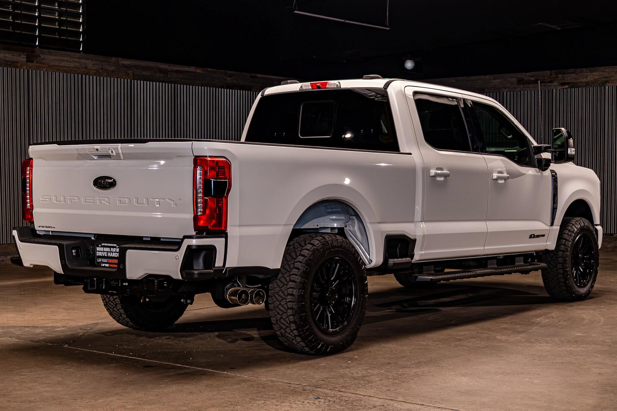 Used 2024 Ford F250 Lariat w/ Lariat Ultimate Package AWD/4WD image 9