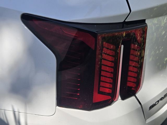 Used 2024 Kia Sorento SX Prestige AWD/4WD image 8