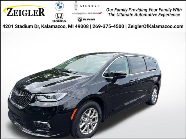 Used 2024 Chrysler Pacifica Touring-L