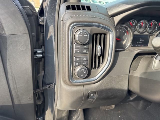 Used 2020 Chevrolet Silverado 1500 RST w/ All-Star Edition image 27