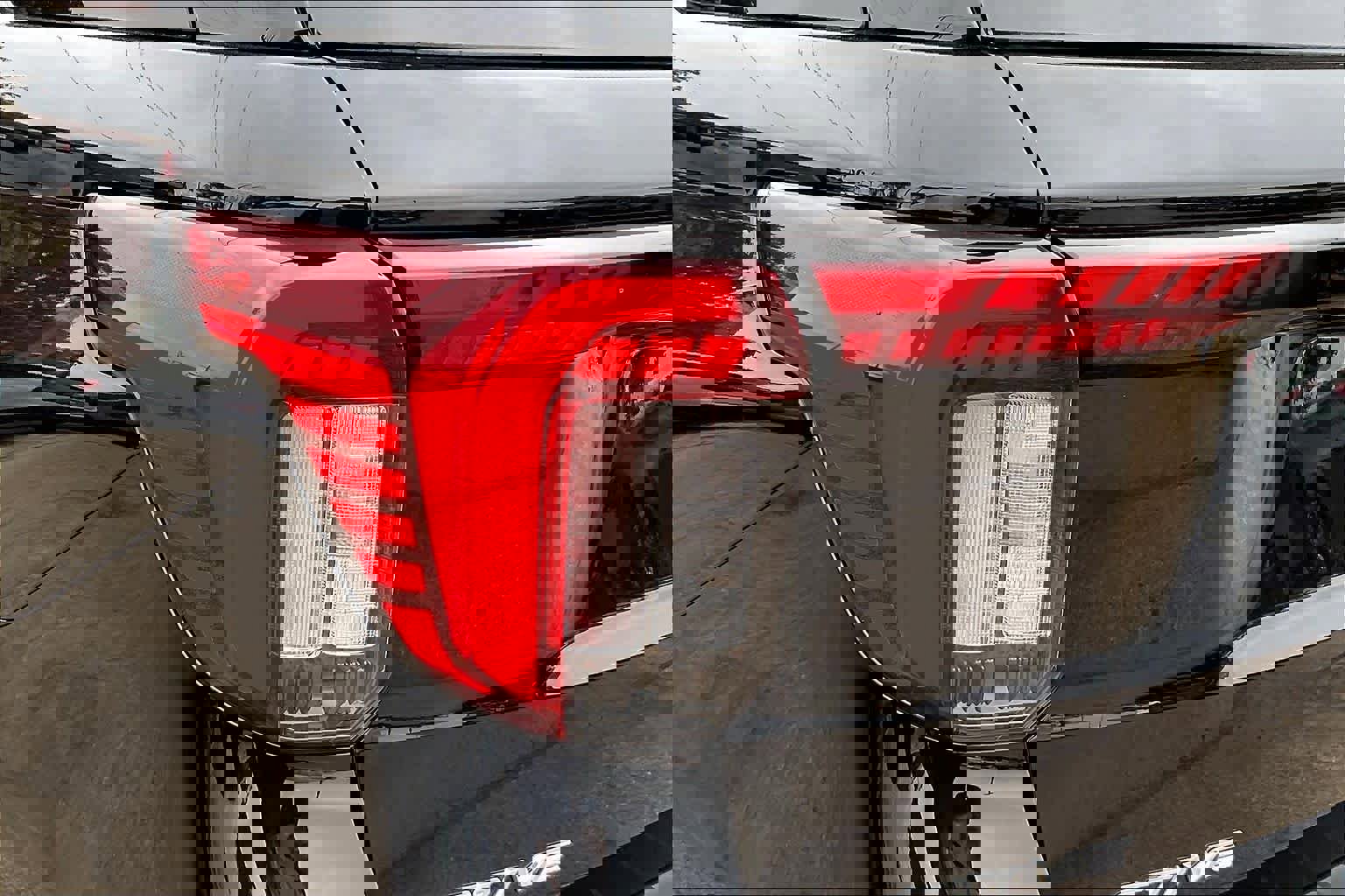 New 2026 Ford Explorer Active w/ Active Comfort Package image 14