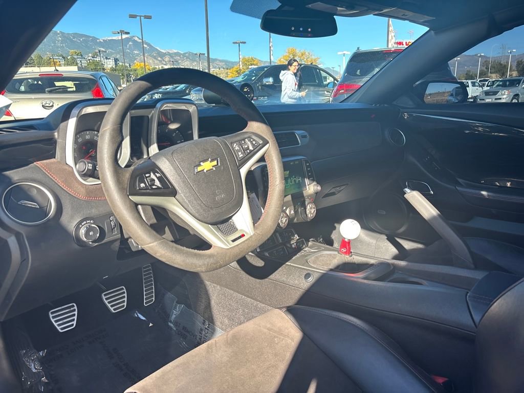 Used 2014 Chevrolet Camaro ZL1 image 17