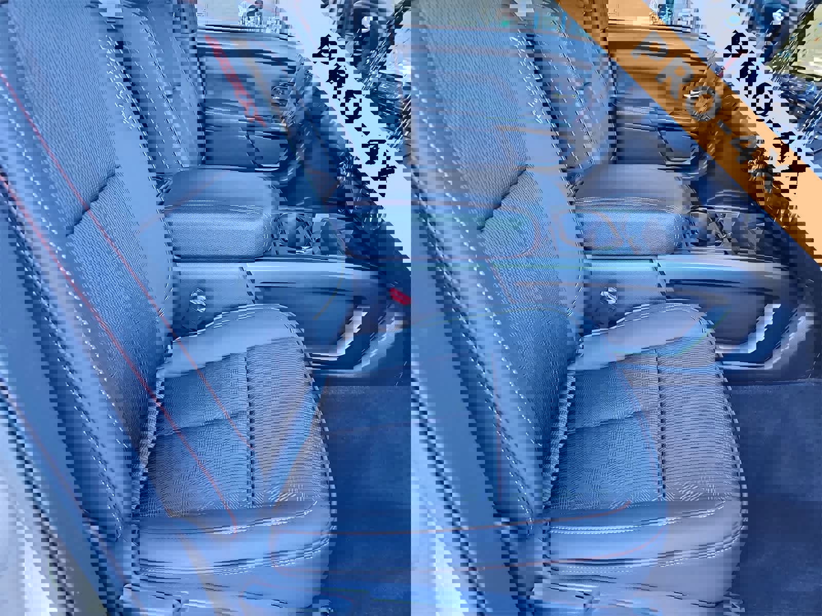 Used 2024 Nissan Titan PRO-4X w/ Off Road Protection Package image 18