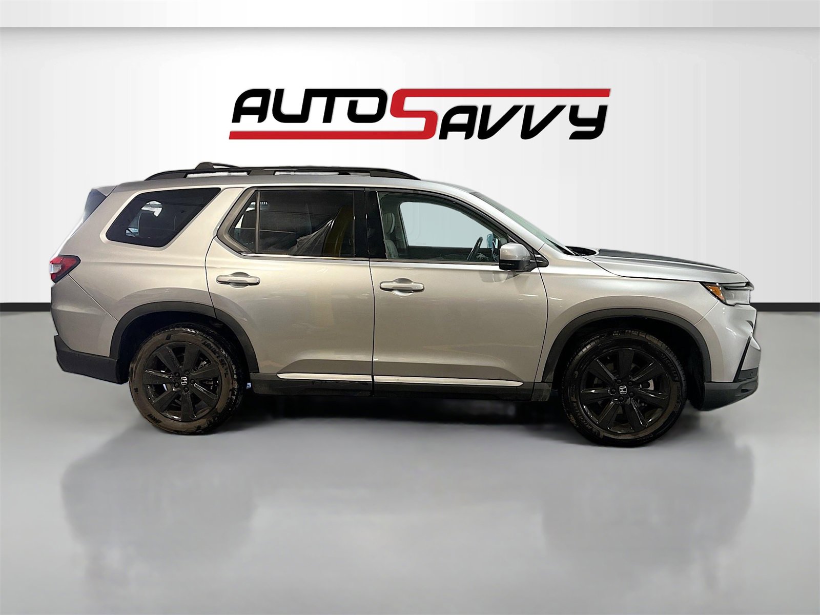 Used 2024 Honda Pilot Elite image 8