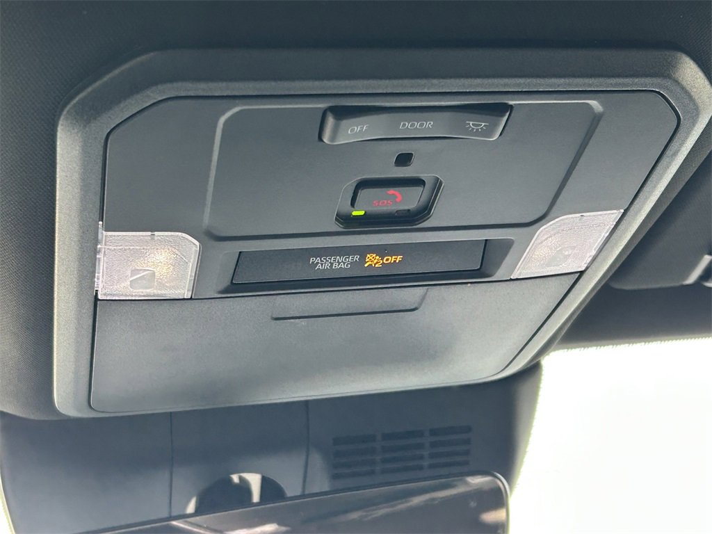 Used 2025 Toyota Tacoma TRD Sport image 19