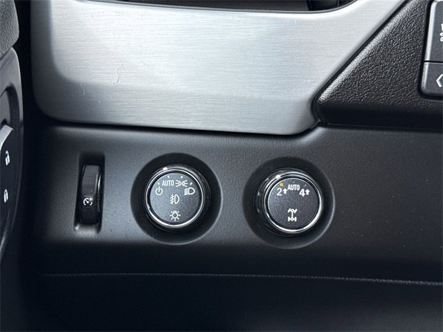 Used 2017 GMC Yukon SLT image 17