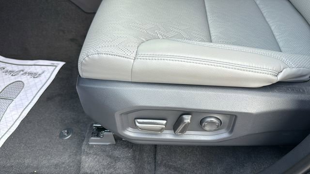 Used 2025 Toyota Tundra SR5 w/ SR5 Premium Package image 18