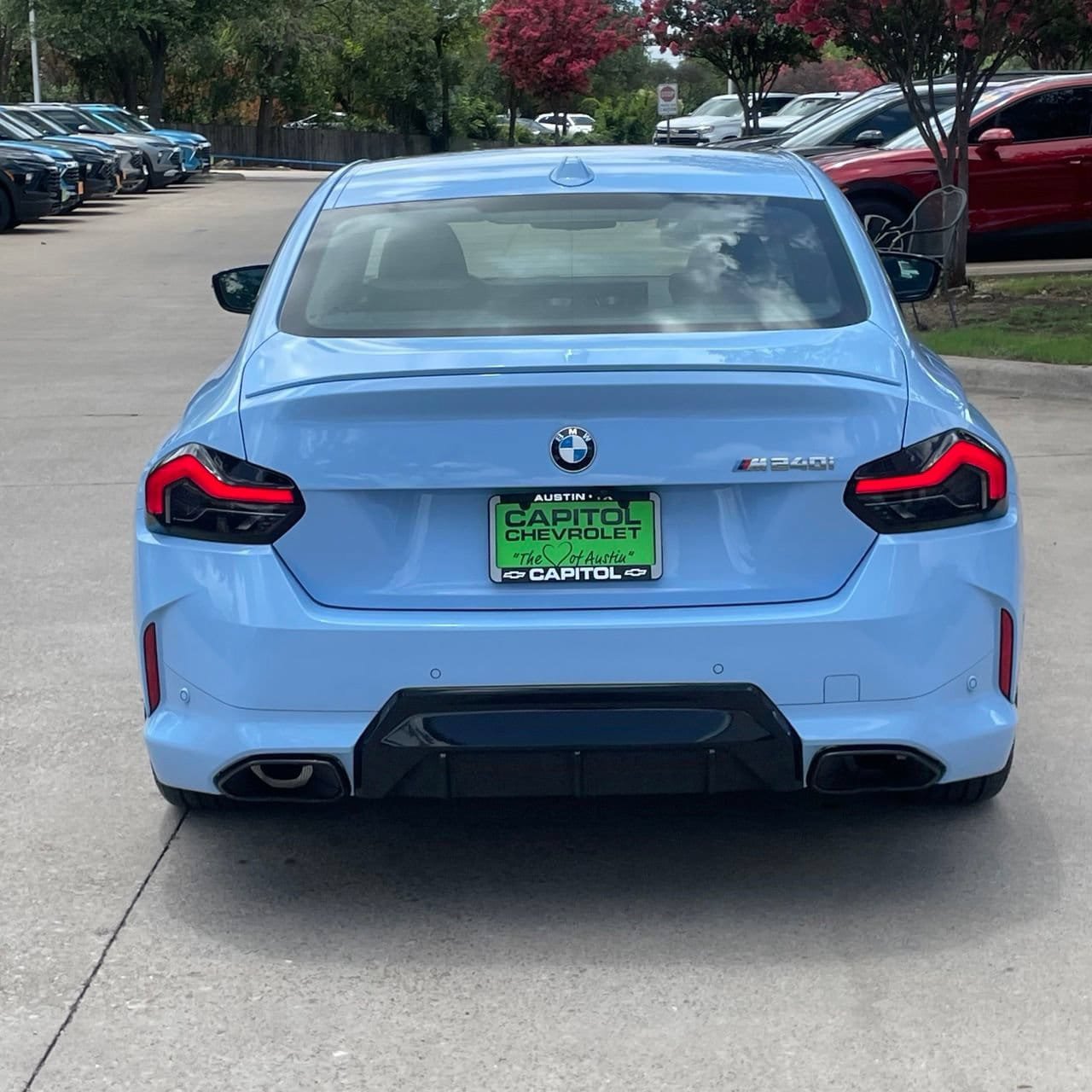 Used 2025 BMW M240i Coupe RWD image 5