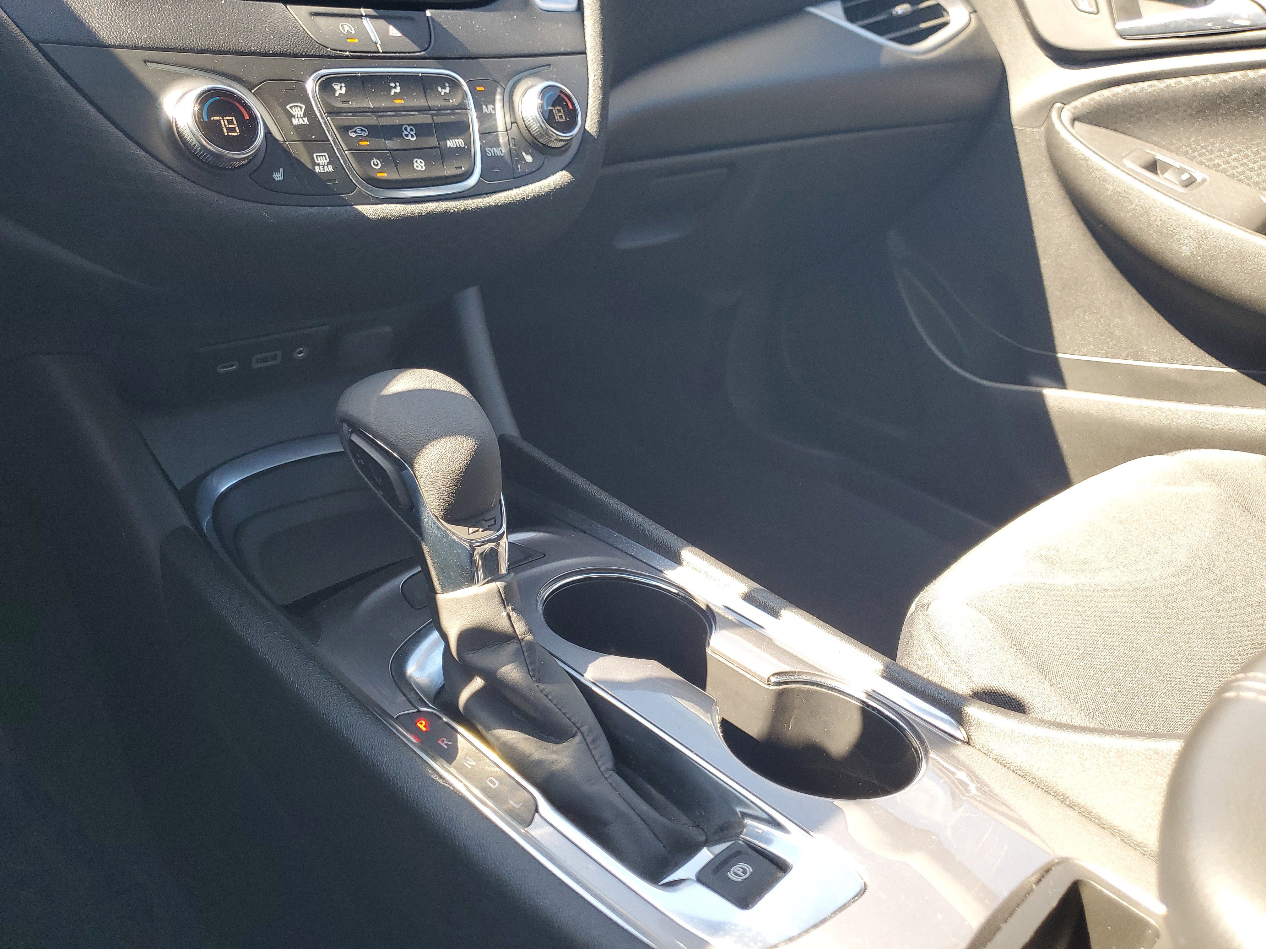 Used 2024 Chevrolet Malibu LT image 26