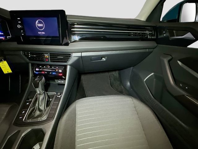 Used 2025 Volkswagen Jetta S image 29