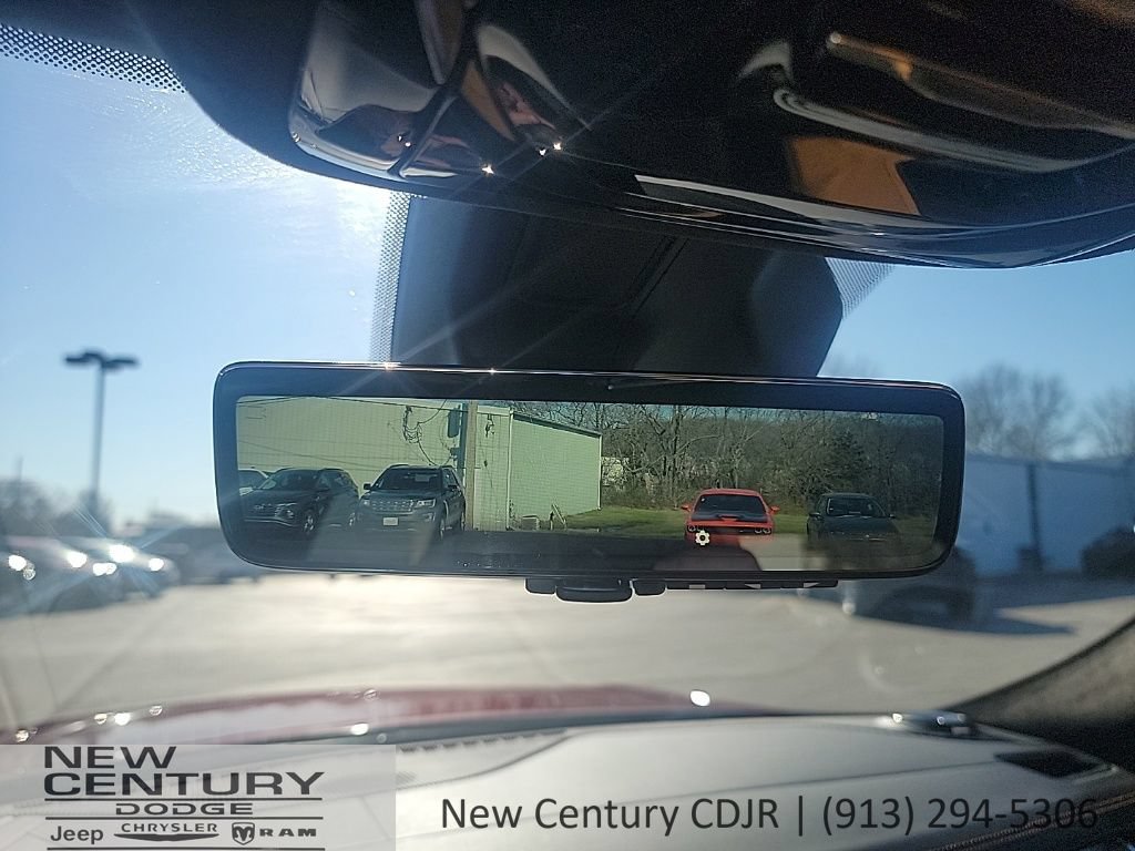Used 2024 Jeep Grand Cherokee Summit AWD/4WD image 19