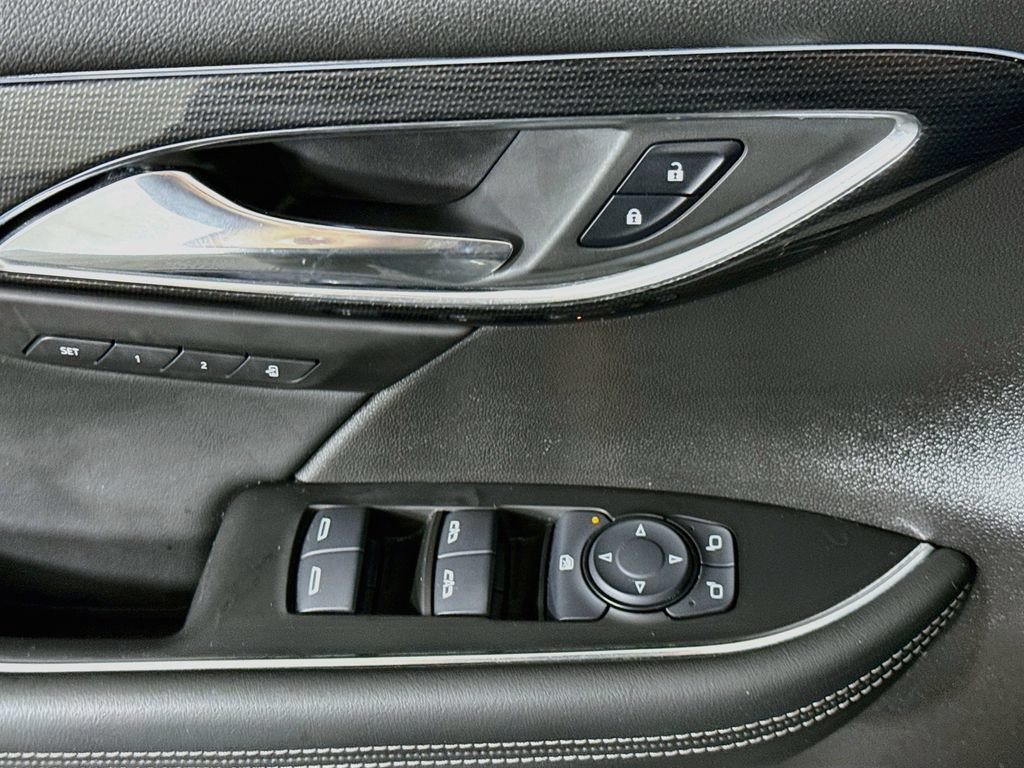 Used 2022 Buick Envision Essence w/ Technology Package I FWD image 22