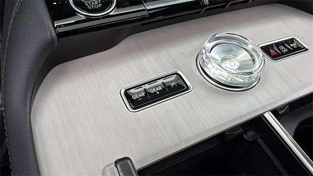 New 2025 Lincoln Navigator Reserve w/ Jet Appearance Package image 28