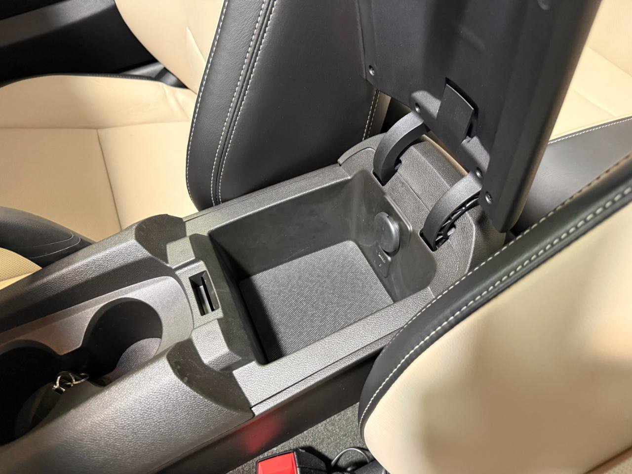Used 2015 Chevrolet Camaro LT RWD image 19