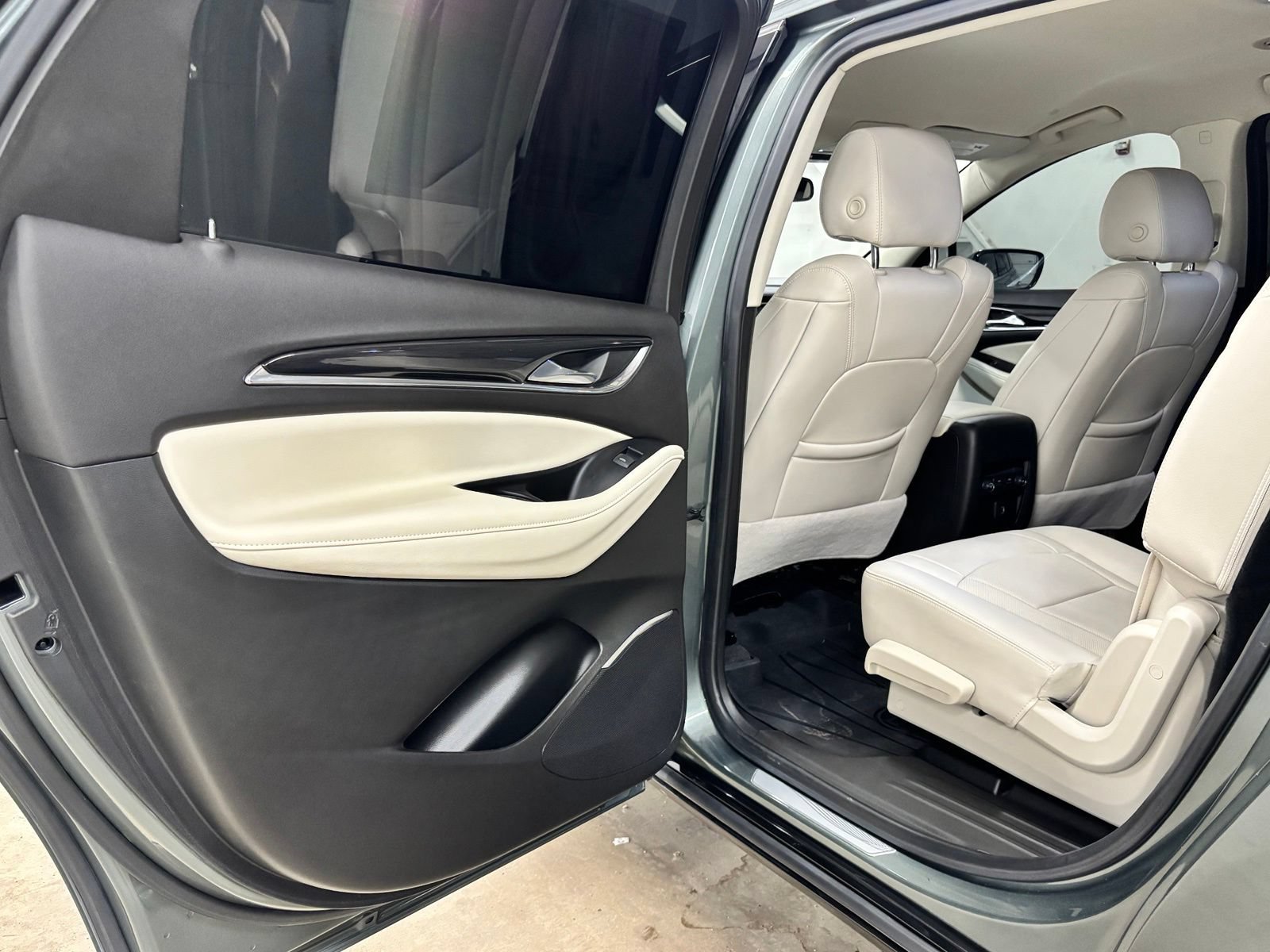 Used 2023 Buick Enclave Essence w/ LPO, Floor Liner Package FWD image 18