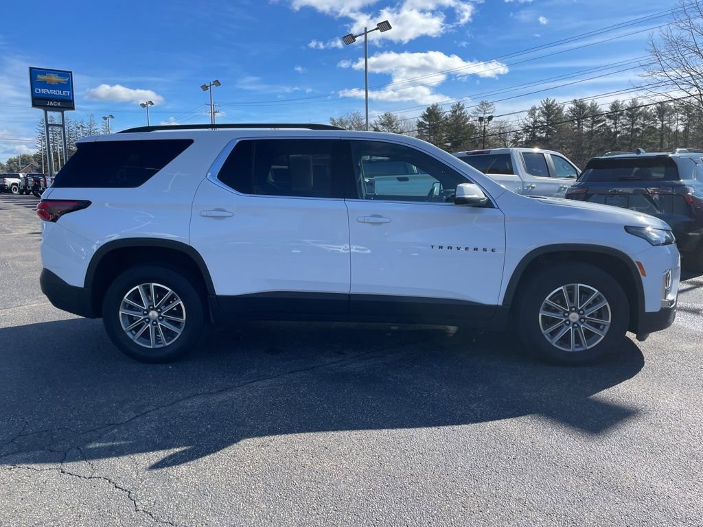 Used 2023 Chevrolet Traverse LT AWD/4WD image 9