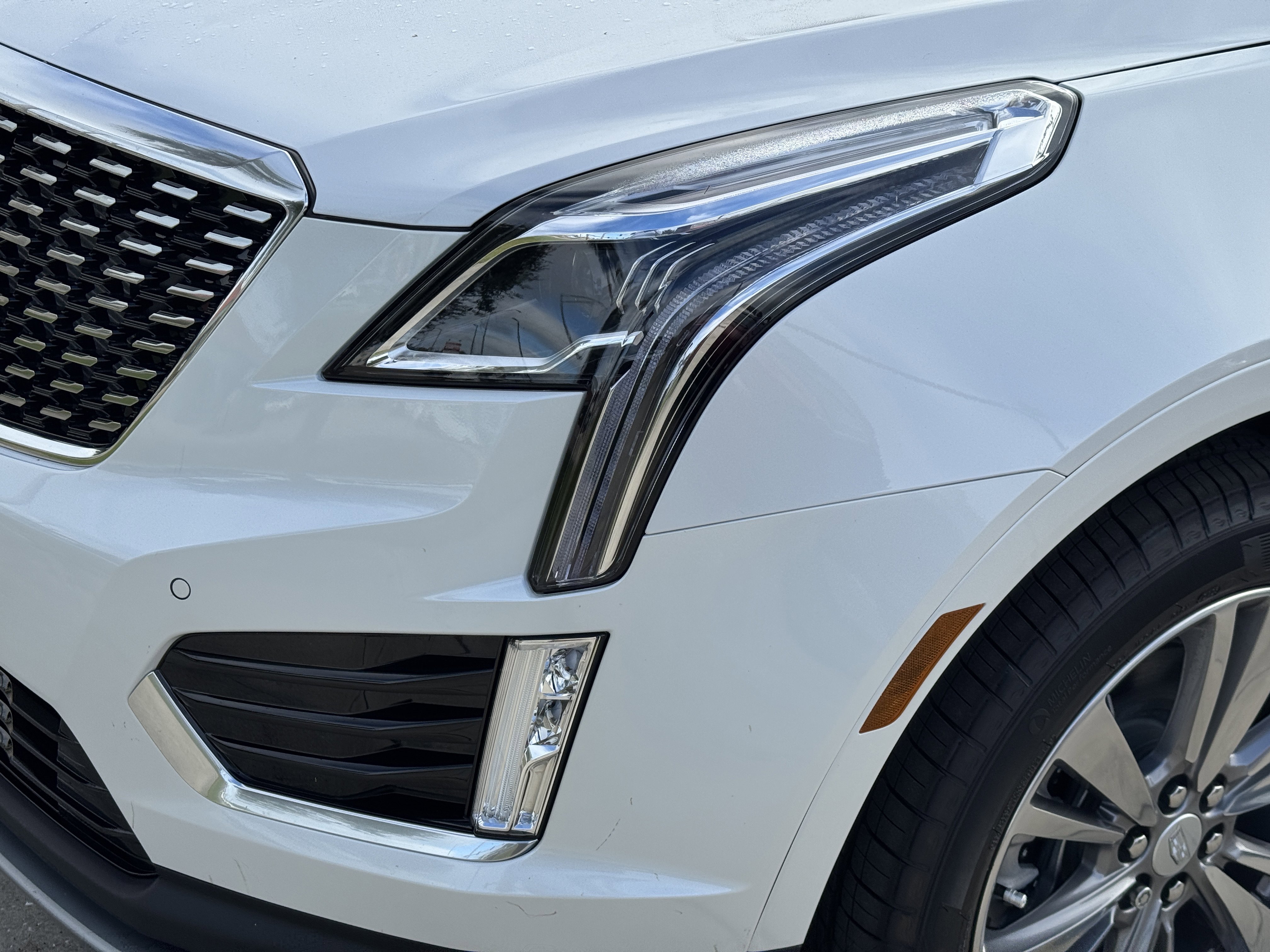 New 2025 Cadillac XT5 Premium Luxury image 8