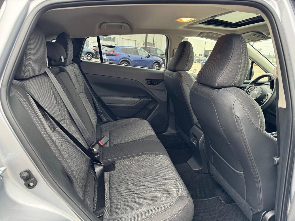 Used 2024 Subaru Crosstrek 2.0i Premium image 10