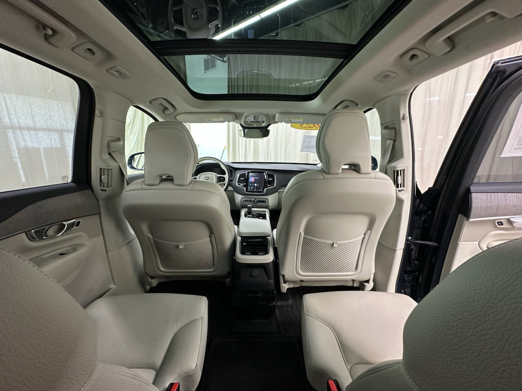 Used 2025 Volvo XC90 T8 Plus w/ Protection Package Premier AWD/4WD image 22
