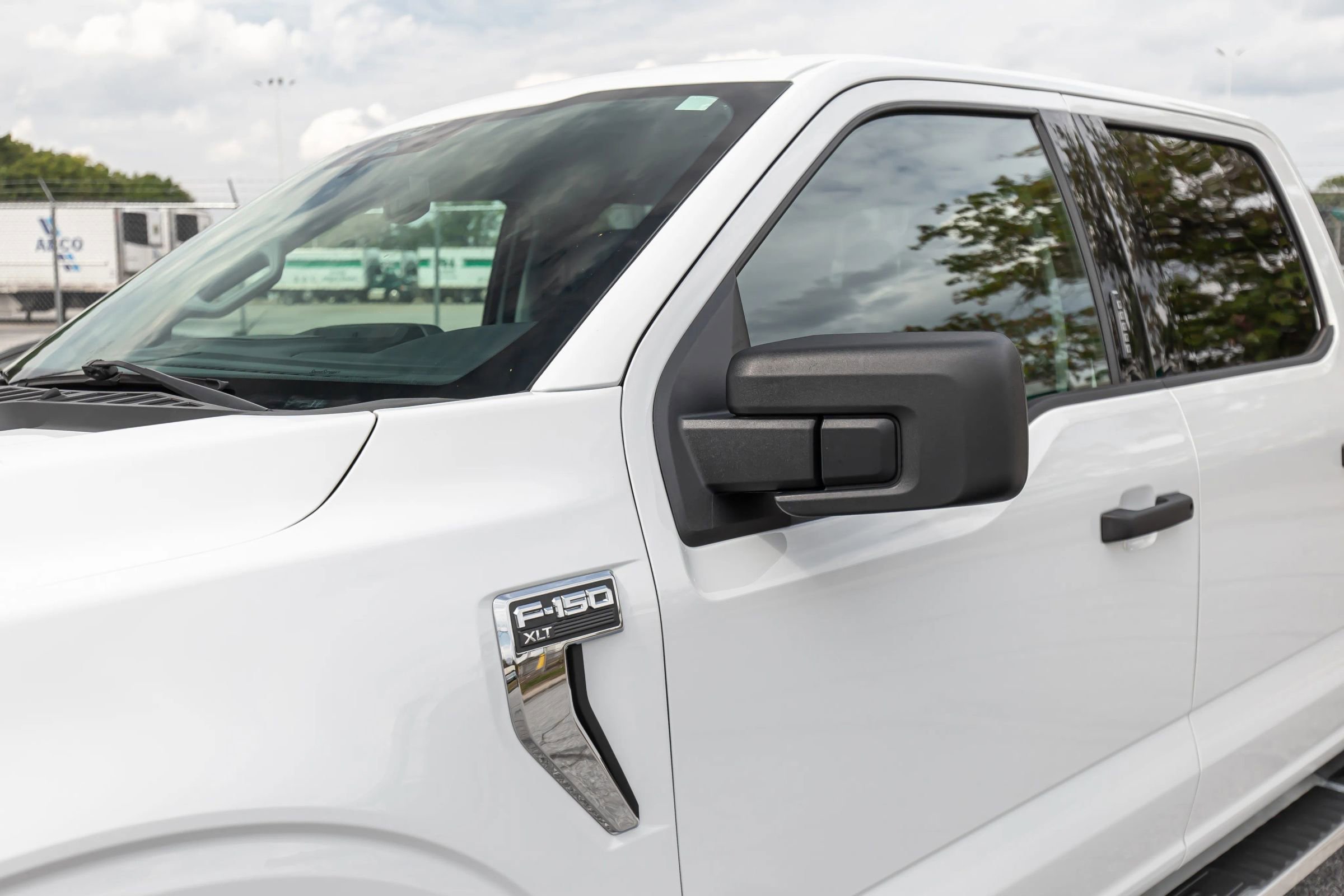 Used 2022 Ford F150 XLT w/ Equipment Group 301A Mid image 3