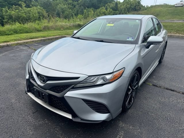 Used 2019 Toyota Camry XSE FWD image 7