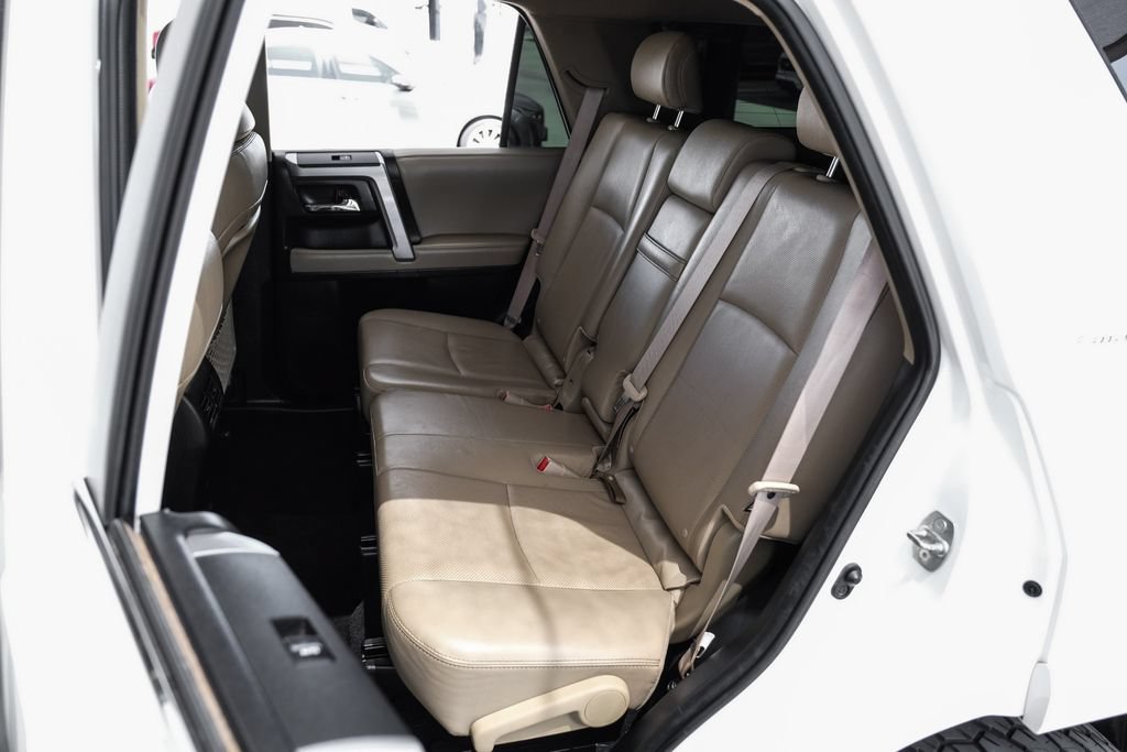 Used 2022 Toyota 4Runner Limited AWD/4WD image 43