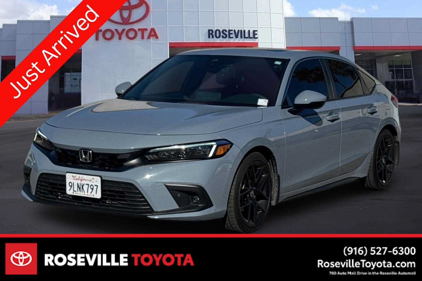 Used 2024 Honda Civic Sport Touring image 1