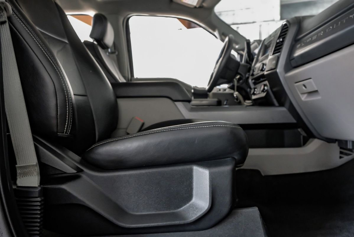 Used 2017 Ford F250 XLT w/ XLT Value Package image 31