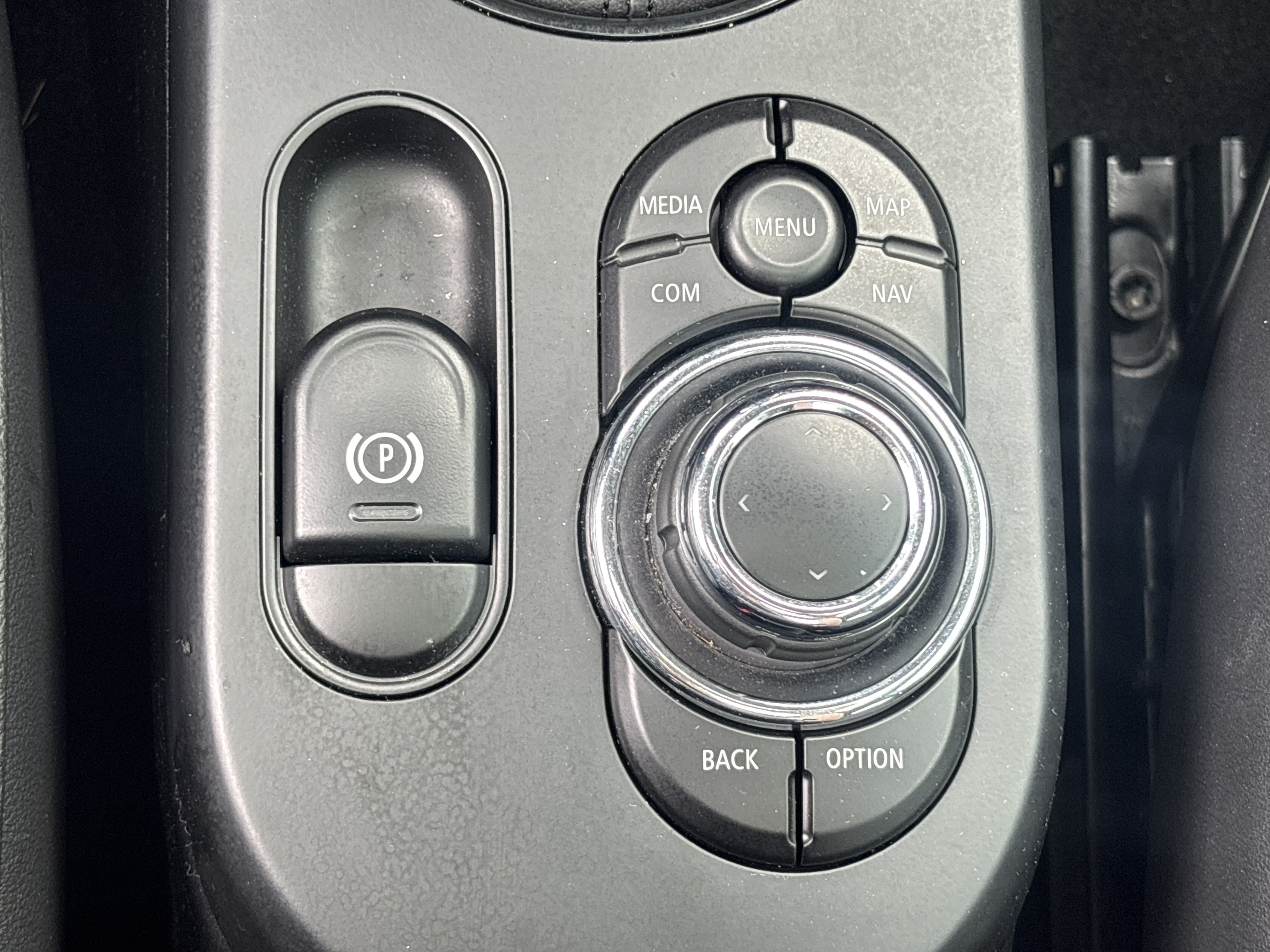 Used 2024 MINI Cooper SE FWD image 16