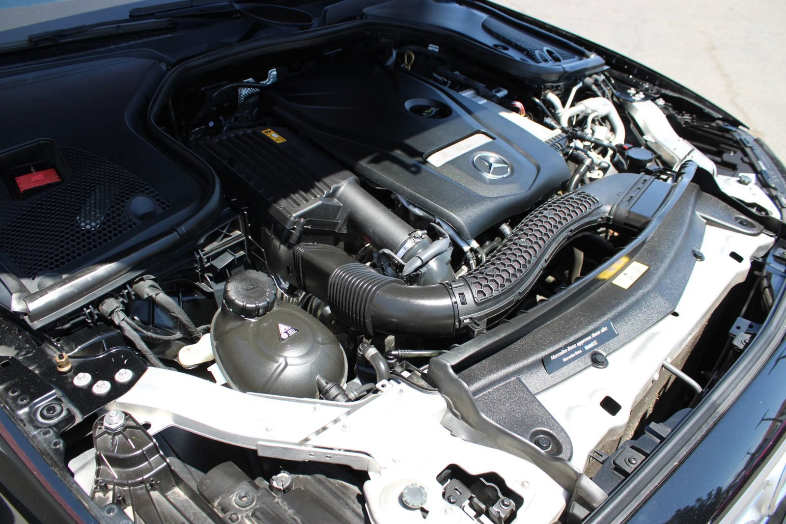 Used 2019 Mercedes-Benz E 300 image 32