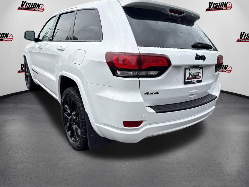 Used 2021 Jeep Grand Cherokee Laredo X AWD/4WD image 7