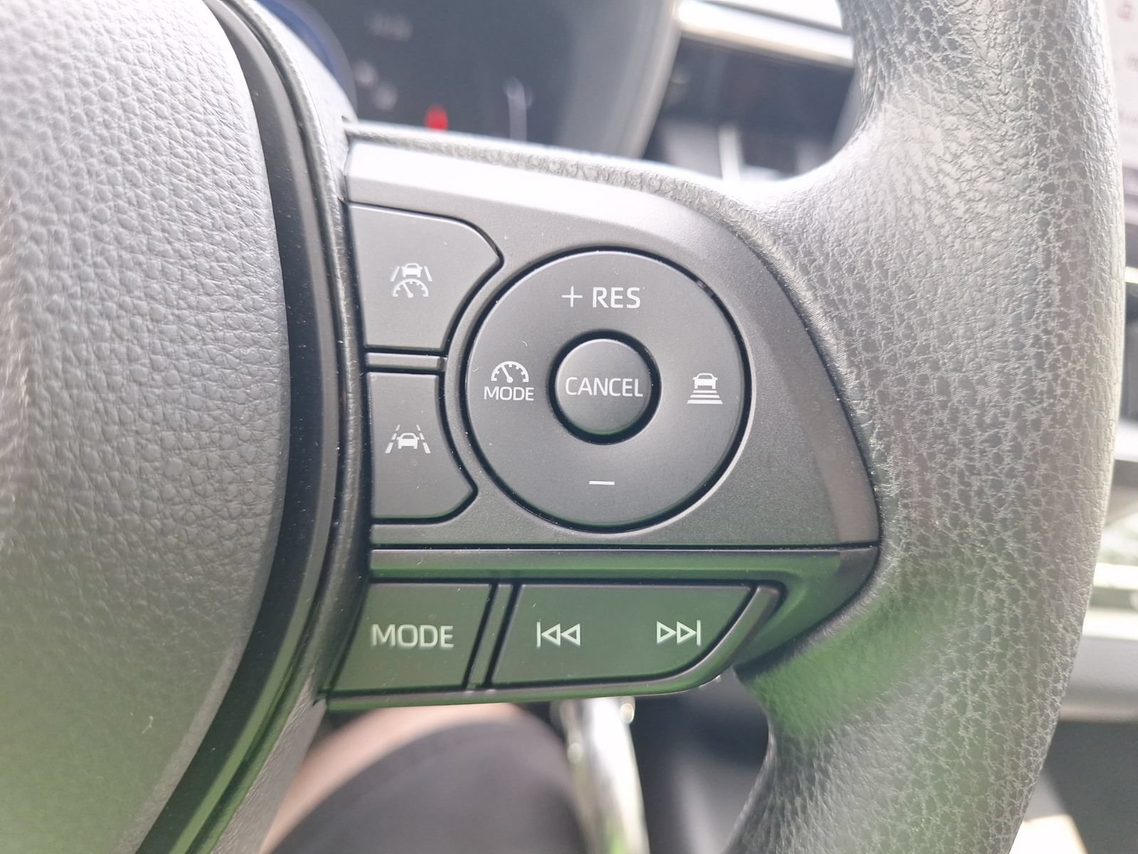 Used 2026 Toyota Corolla LE FWD image 20