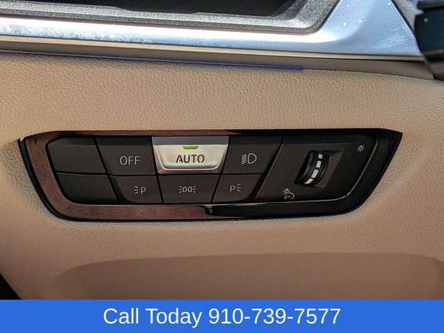 Used 2023 BMW 330i Sedan w/ Driving Assistance Package RWD image 18