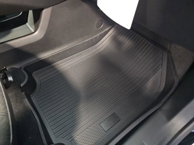 New 2026 Chevrolet Equinox RS w/ LPO, Floor Liner Package image 35