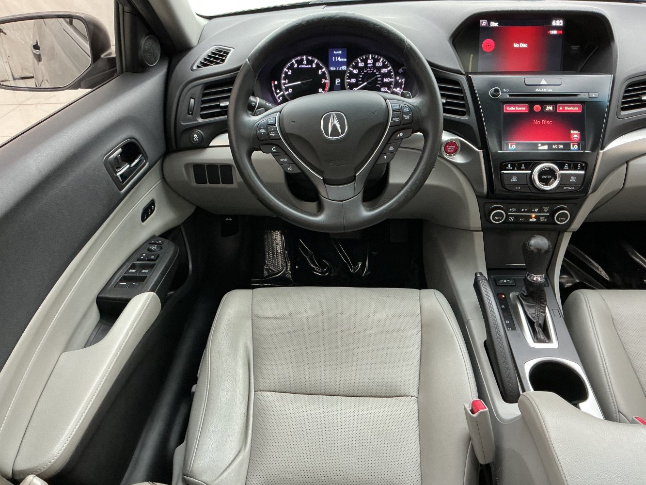 Used 2016 Acura ILX FWD image 31