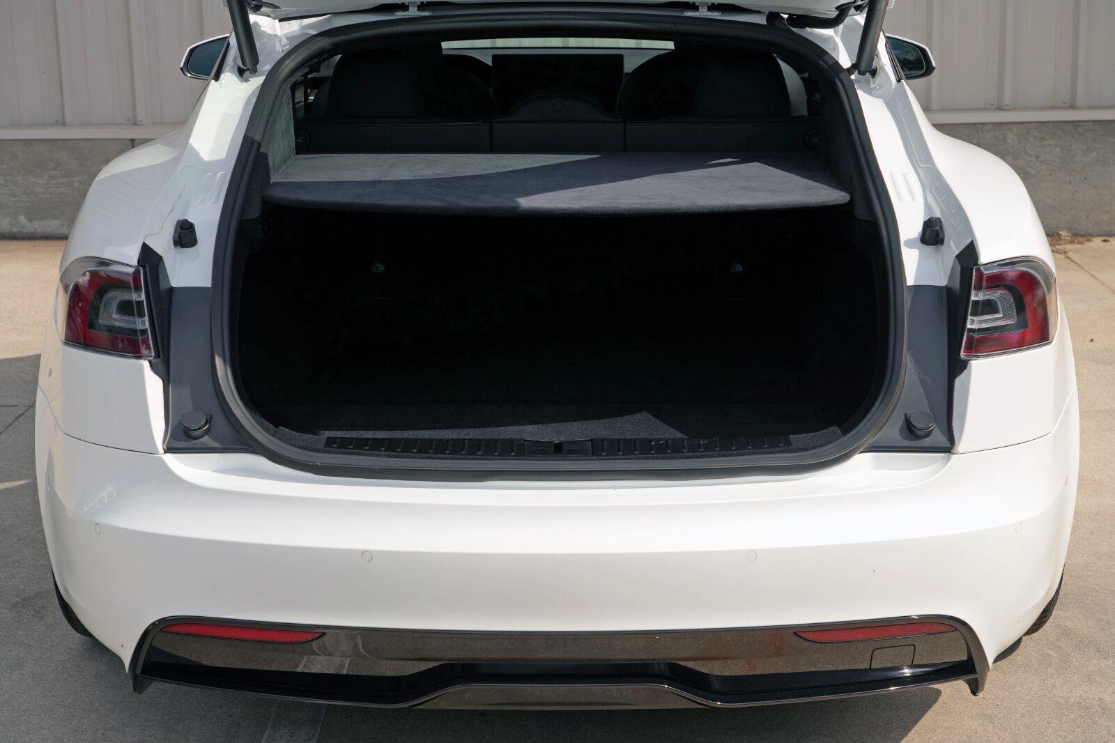 Used 2022 Tesla Model S AWD/4WD image 10