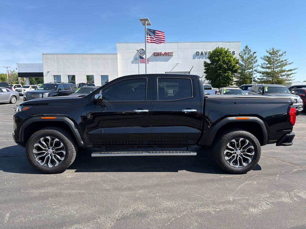 Used 2024 GMC Canyon Denali AWD/4WD image 10