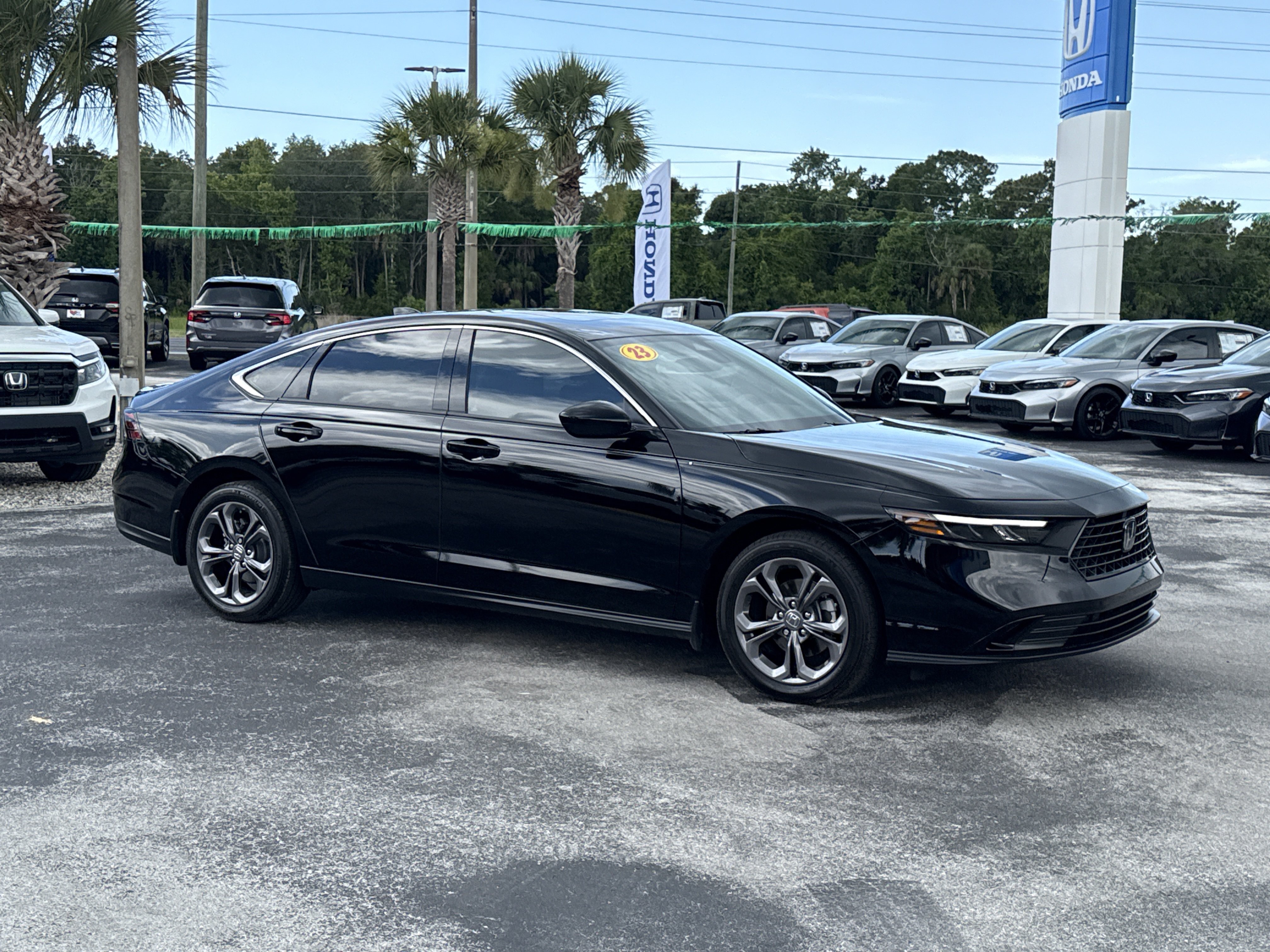 Certified 2023 Honda Accord EX image 5