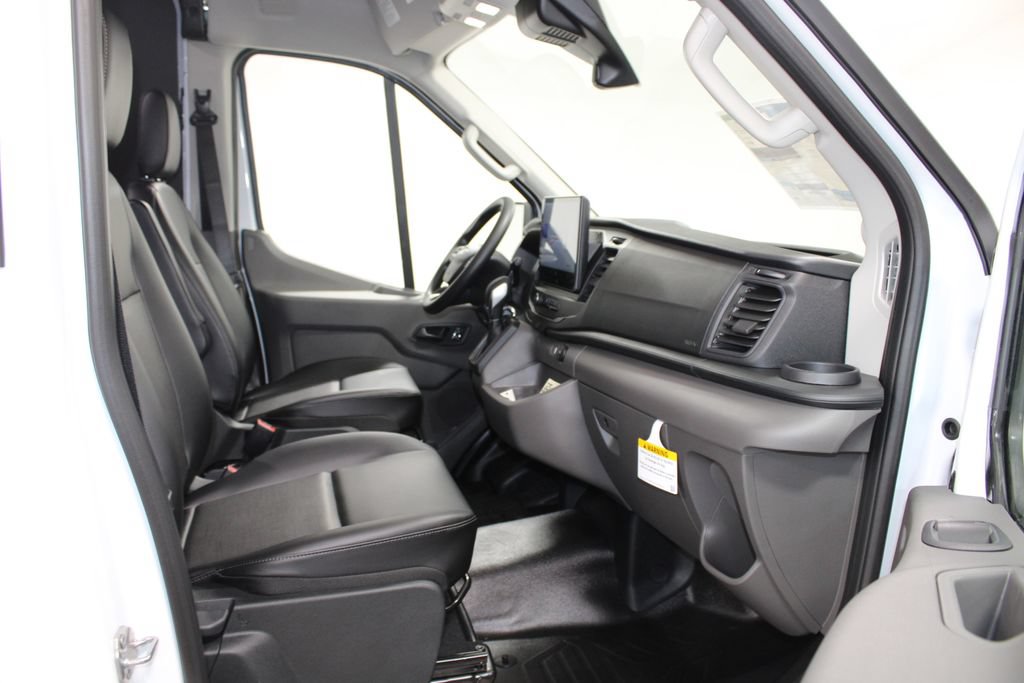 New 2026 Ford Transit 250 148 Medium Roof w/ Load Area Protection Package RWD image 22