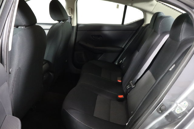 Used 2024 Nissan Sentra SV FWD image 16