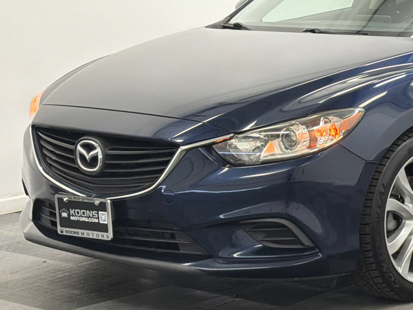 Used 2017 MAZDA MAZDA6 Touring FWD image 2